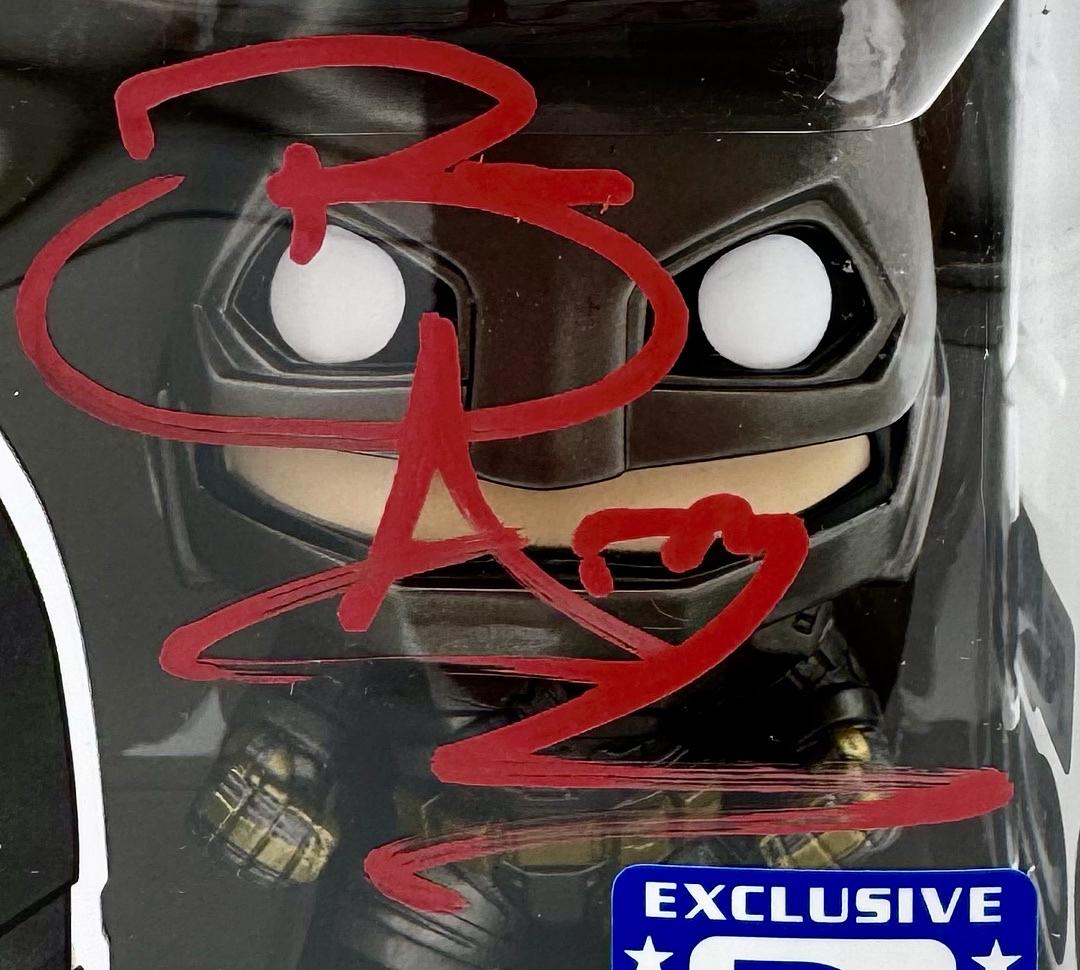 Ben Affleck signed "Batman" Signature Series Funko #88- Beckett/OC Celebrity Marketing COA (Copy)