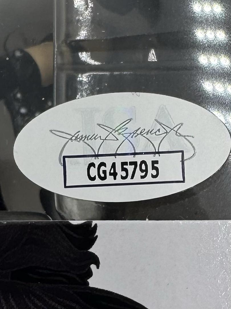 Gene Simmons (KISS) signed Funko Pop #121 - JSA COA