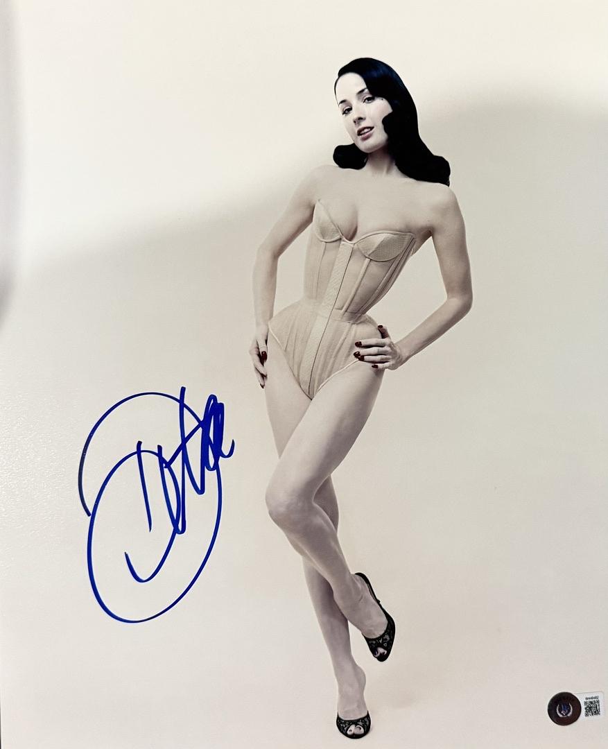 Dita Von Teese Signed 8x10 Photo (Queen Of Burlesque) - Beckett COA