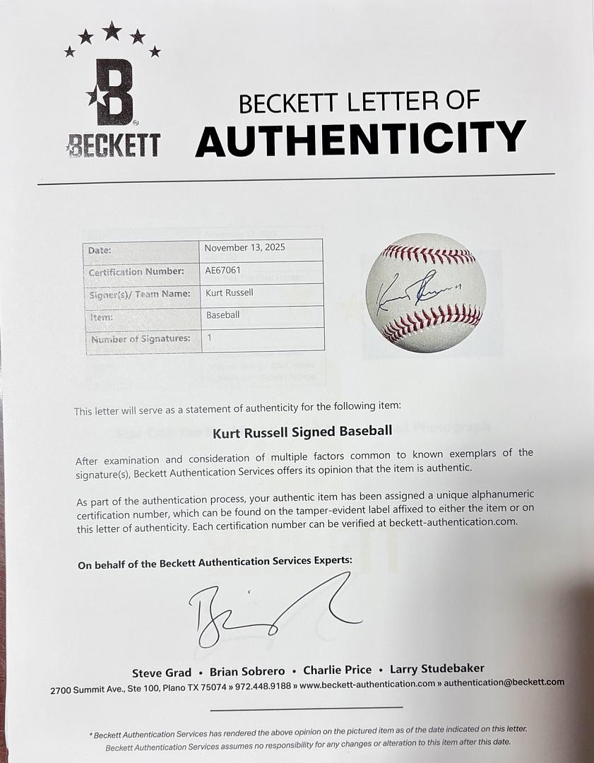 Kurt Russell Signed Rawlings Official ROMLB Baseball *RARE* - Beckett COA and full LOA