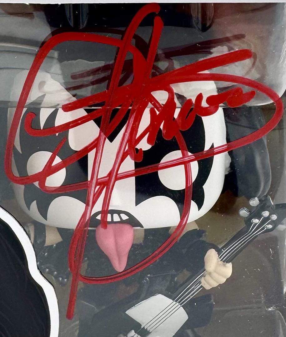 Gene Simmons (KISS) signed Funko Pop #121 - JSA COA