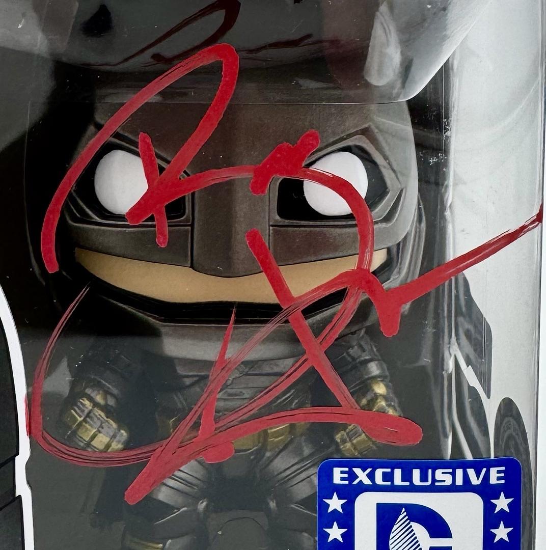 Ben Affleck signed "Batman" Signature Series Funko #88- Beckett/OC Celebrity Marketing COA