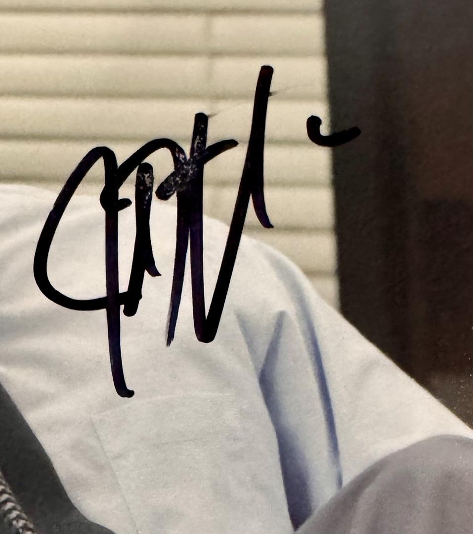 John Krasinski Signed 11x14 Photo (The Office) - Beckett COA
