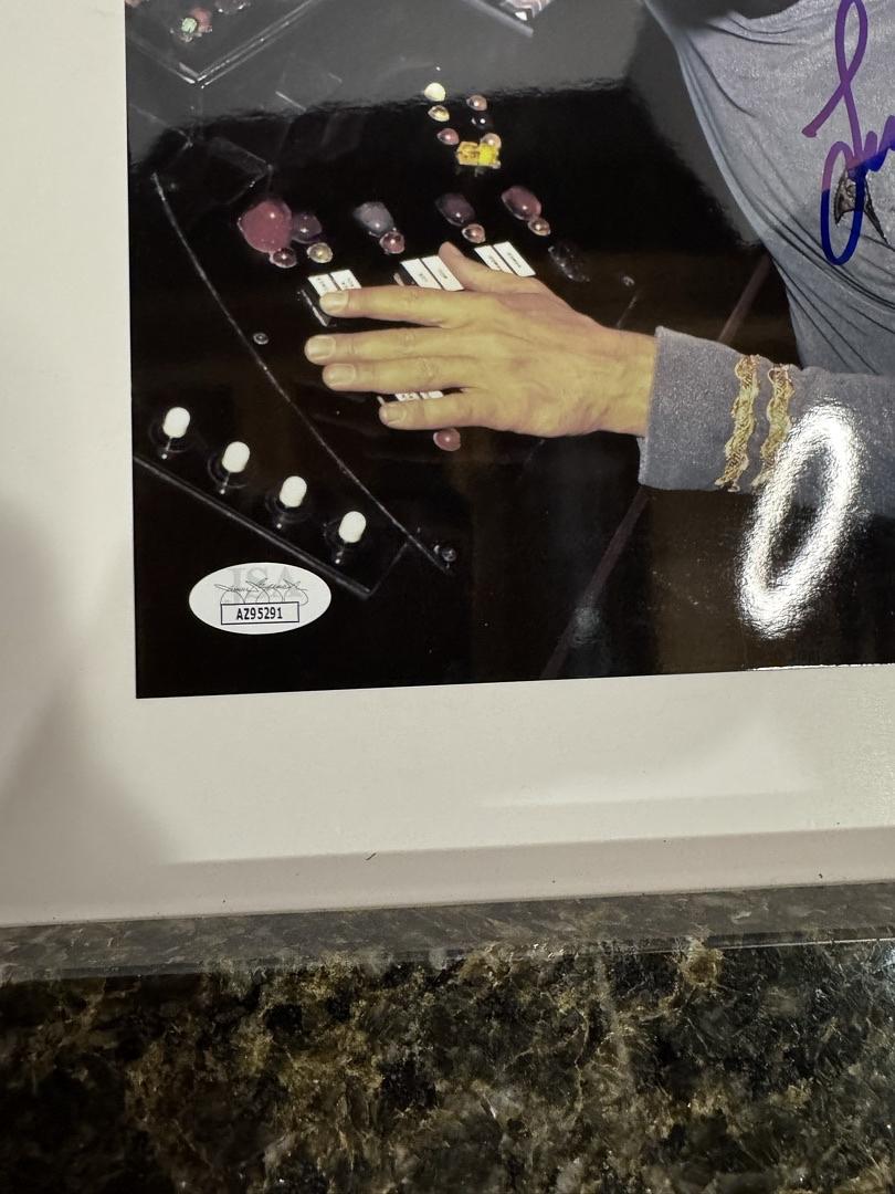 Leonard Nimoy Signed 8x10 Photo (Star Trek) - JSA COA #01