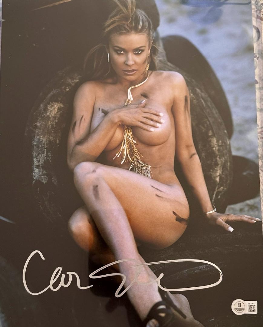 Carmen Electra Signed 11x14 Photo - Beckett COA #01