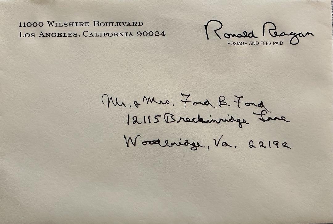 Ronald Reagan Handwritten Signed Presidential Seal Card *RARE* - JSA COA w/full letter of authenticity