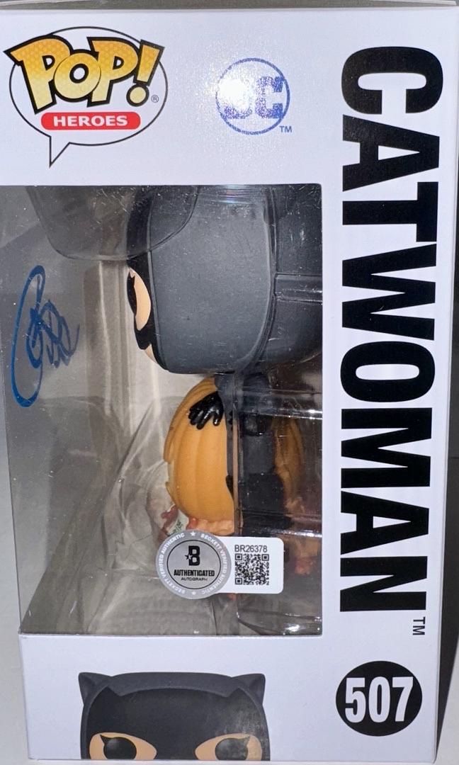 Anne Hathaway Signed Funko Pop #507 Catwoman (Blue Ink) - Beckett COA