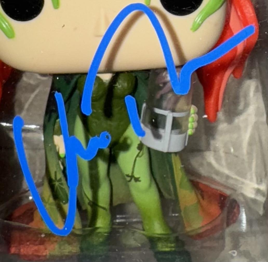 Uma Thurmam Signed Funko Pop #531 "Poison Ivy" Batman & Robin - Beckett COA #01