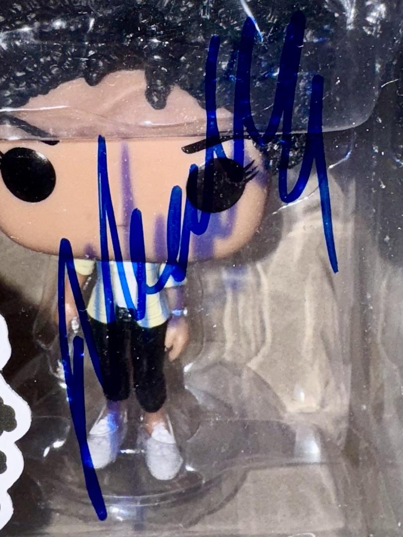 Naomie Harris Signed Funko Pop #695 "Eve Moneypenny" (James Bond 007) - Beckett COA #01