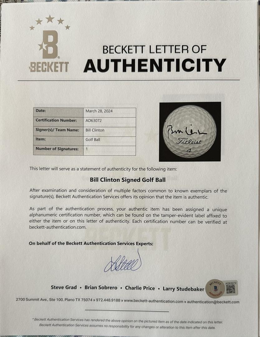 Bill Clinton Signed Golf Ball - Beckett COA w/full letter of authenticity