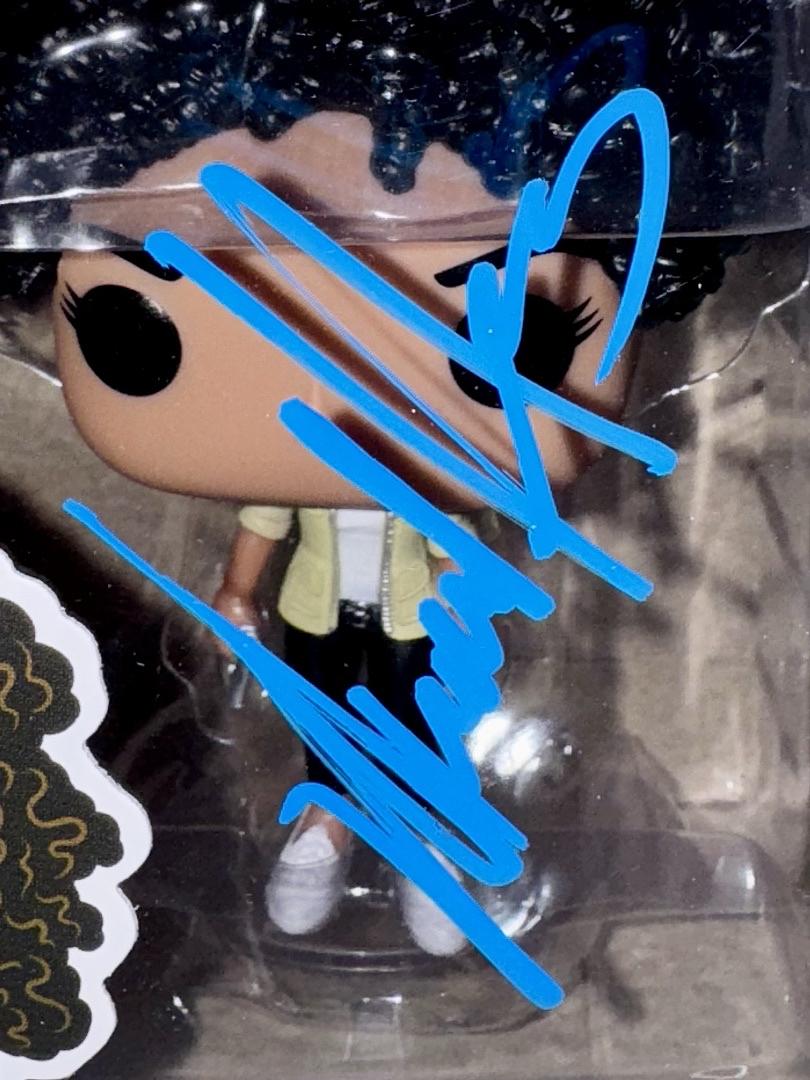 Naomie Harris Signed Funko Pop #695 "Eve Moneypenny" (James Bond 007) - Beckett COA #02