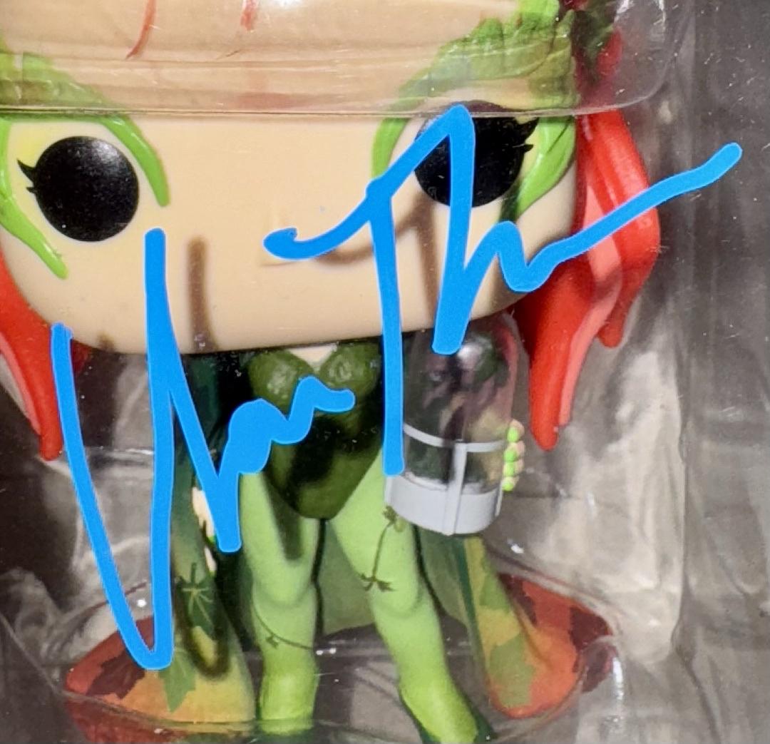 Uma Thurmam Signed Funko Pop #531 "Poison Ivy" Batman & Robin - Beckett COA #02