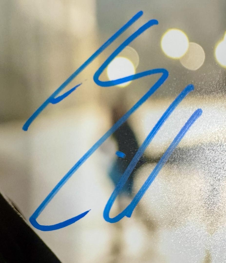 Henry Cavill Signed 11x14 Photo - SWAU