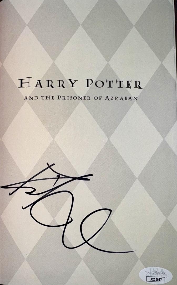 Daniel Radcliffe Autographed Book Prisoner Of Azkaban - JSA COA
