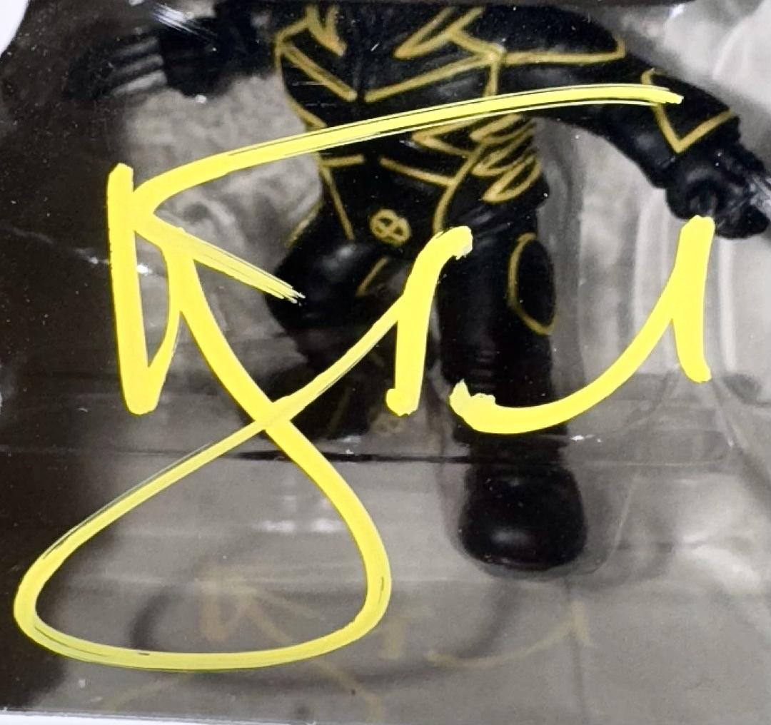 Hugh Jackman Signed Funko Pop #637 "Wolverine" Marvel - Celebrity Authentics