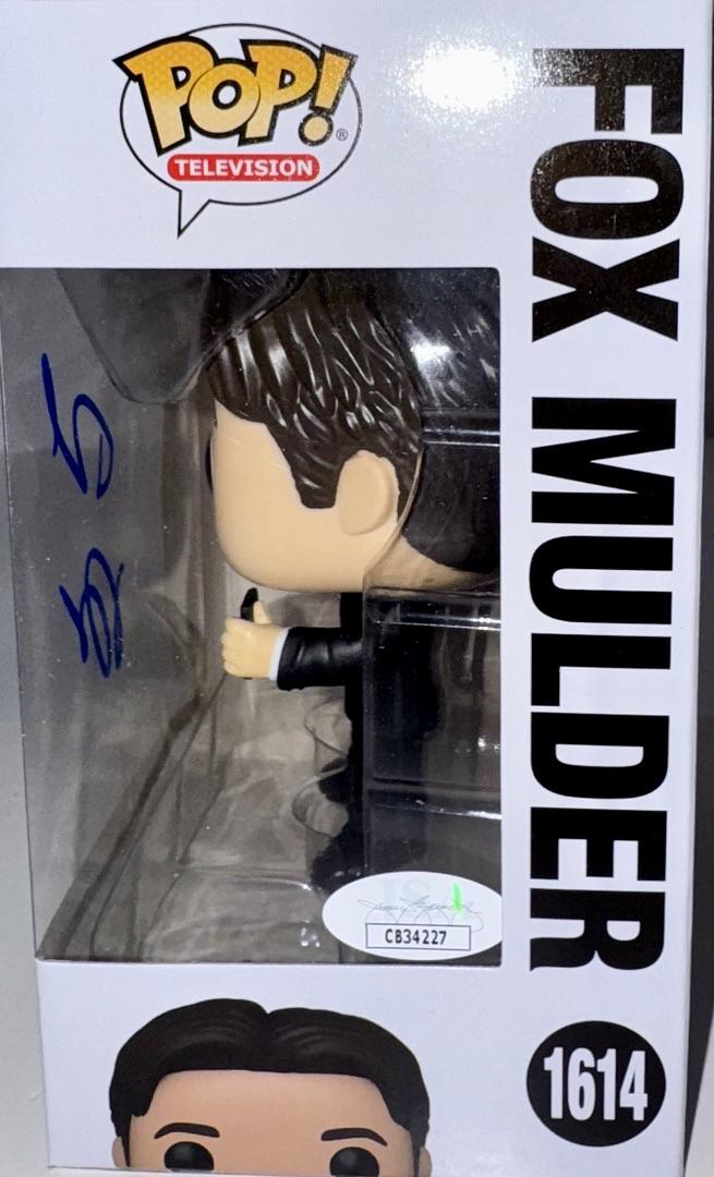 David Duchovny Signed Funko Pop #1614 "Fox Mulder" X-Files (Blue Ink) - JSA COA #1