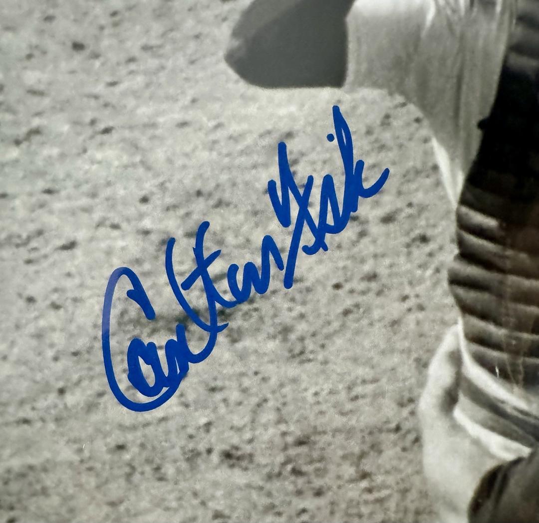 Carlton Fisk Signed 16x20 Photo Boston Red Sox - NEP COA