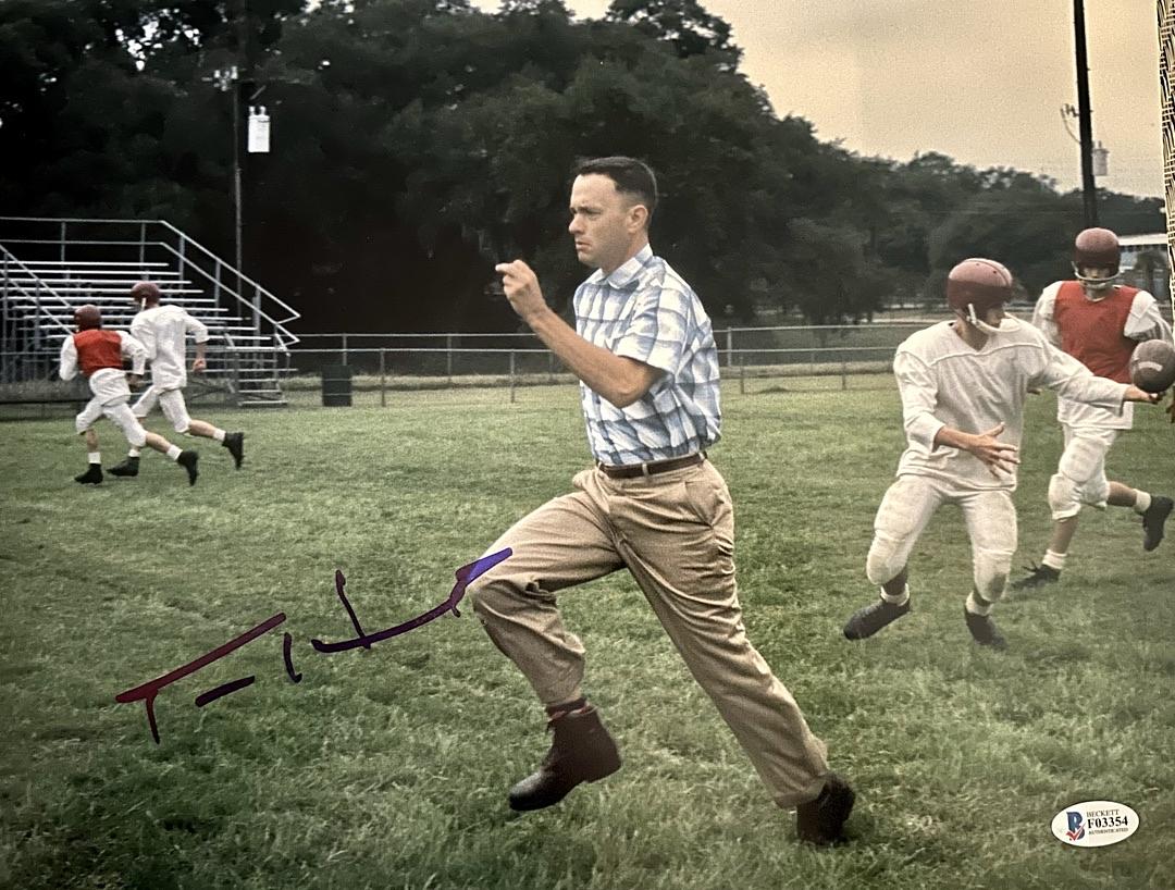 Tom Hanks Signed 11x14 Photo (Forrest Gump) - PSA COA