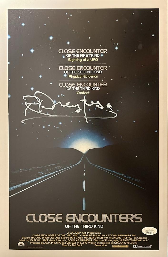 Richard Dreyfuss Signed 11x17 Photo (Close Encounters) - JSA COA
