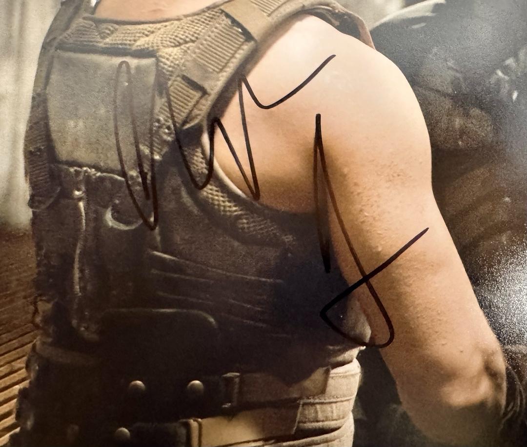 Christian Bale Signed 16x20 Photo (Batman Dark Knight) - JSA COA