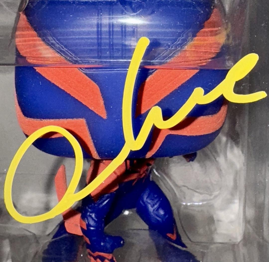 Oscar Isaac signed Funko Pop #1267 "Spider-Man 2099" - Beckett COA