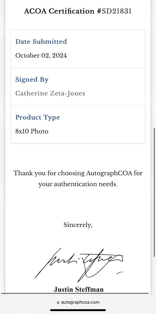 Catherine Zeta-Jones Signed 8x10 Photo (Morticia / Addams Family) - ACOA