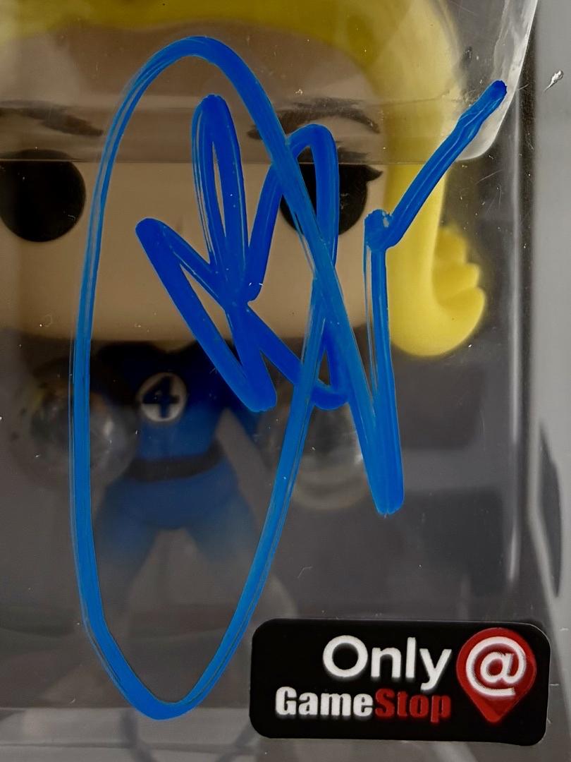 Jessica Alba Signed Funko Pop #567 Invisible Girl Sue Storm (Fantastic Four)  - Beckett COA