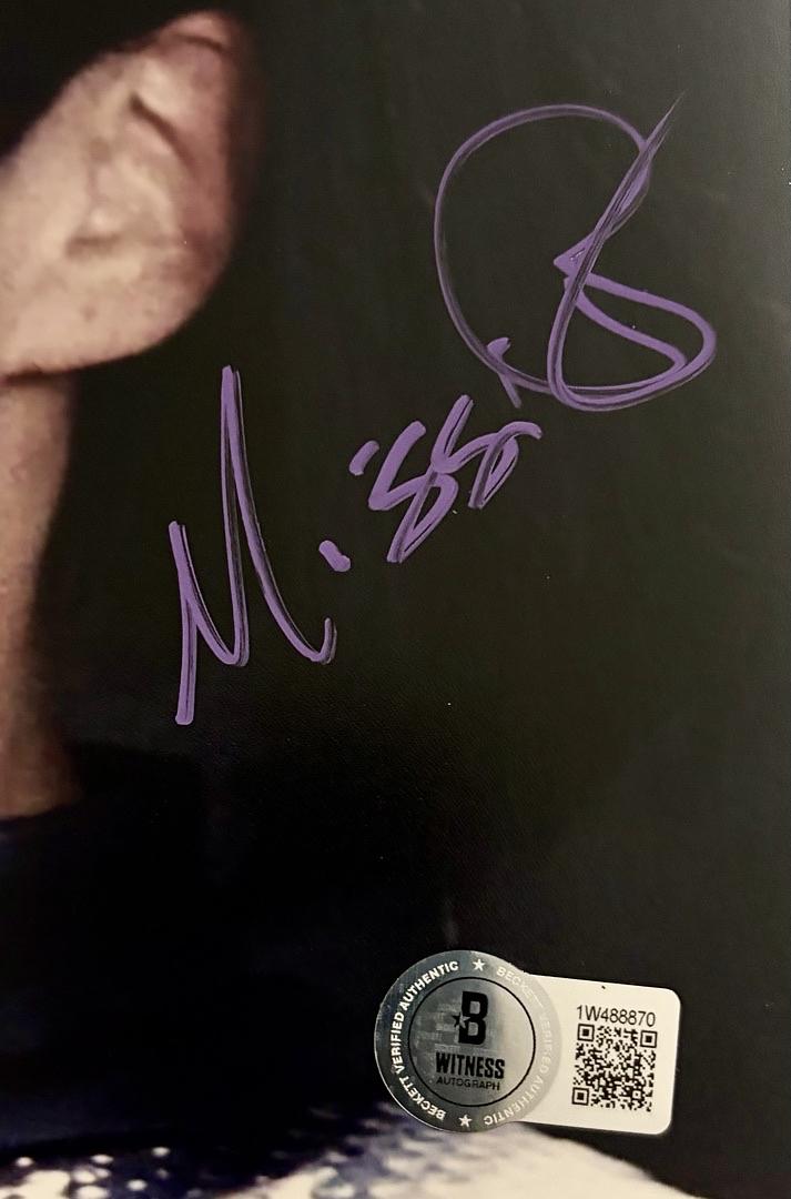 Missi Pyle signed 8x10 (Galaxy Quest) - Beckett COA