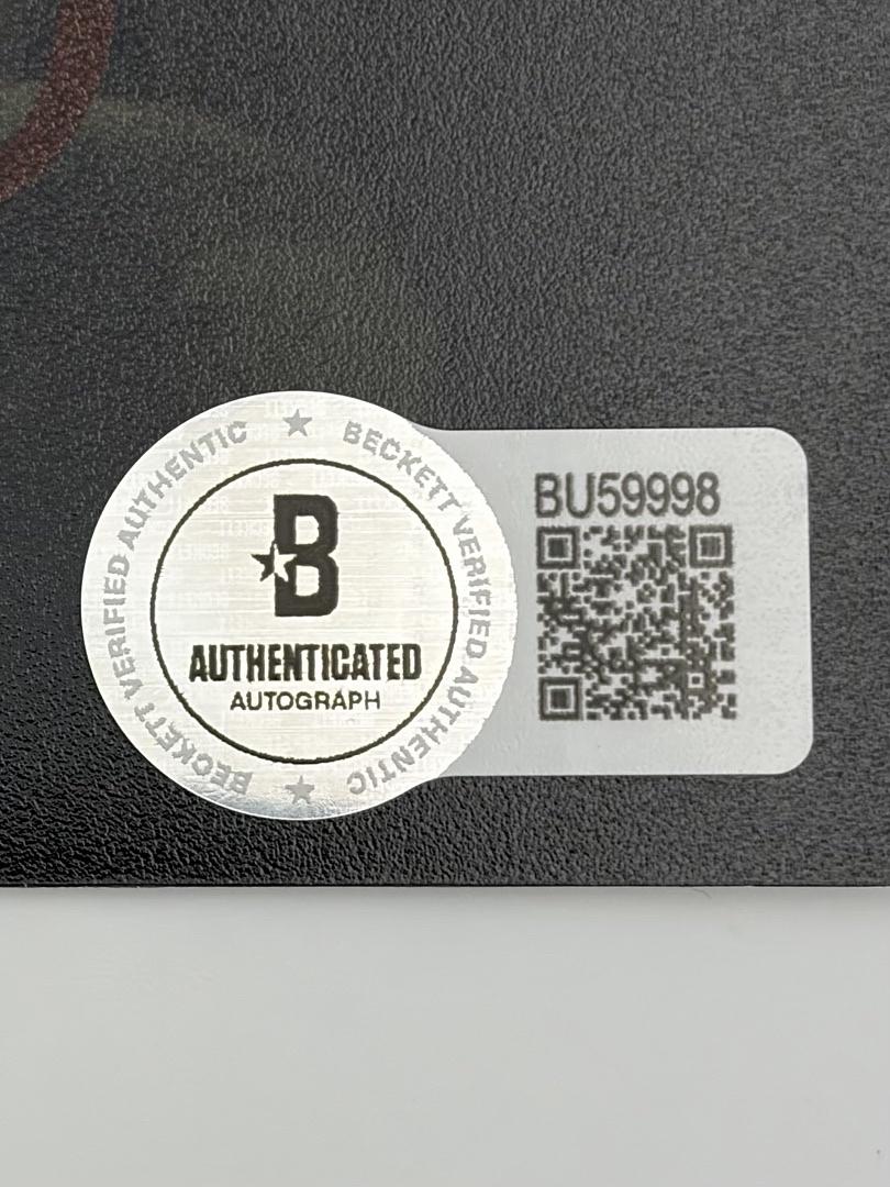 Loretta Swit and Jamie Farr signed 8x10 (MASH) - Beckett COA