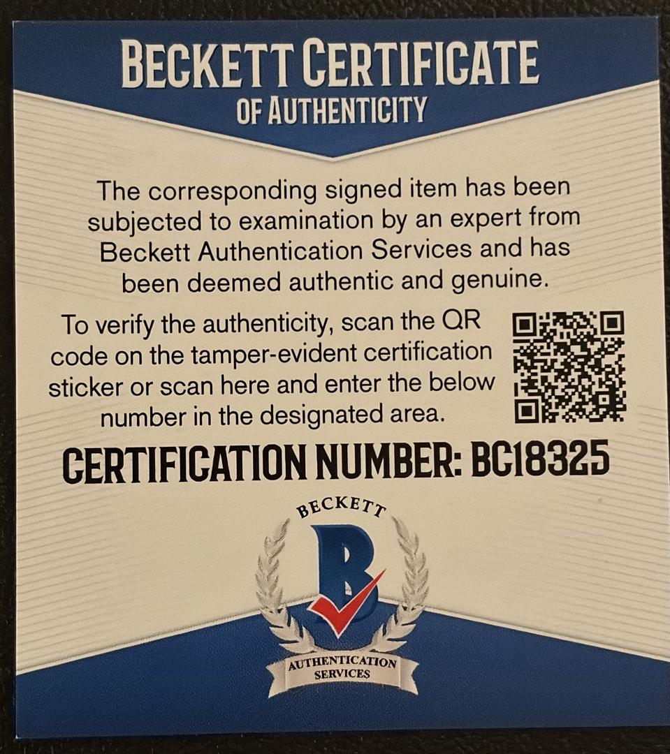 Hugh Jackman signed 11x14 (Wolverine) - Beckett COA