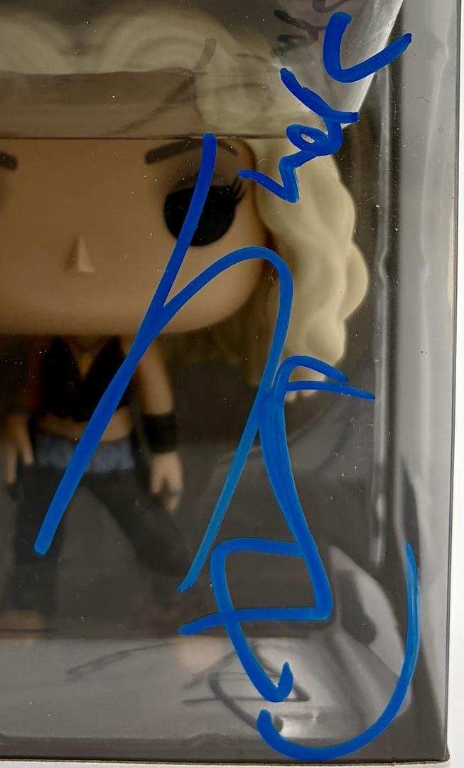 Shakira Signed Funko Pop #357 *RARE*  - Beckett COA
