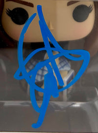 Anne Hathaway Signed "Mia Thermopolis" Funko #1732 (The Princess Diaries) - Beckett COA