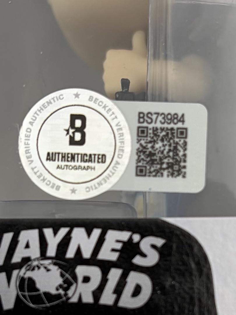 Mike Myers Signed Funko Pop  #684 (Wayne's World) - Beckett COA #04