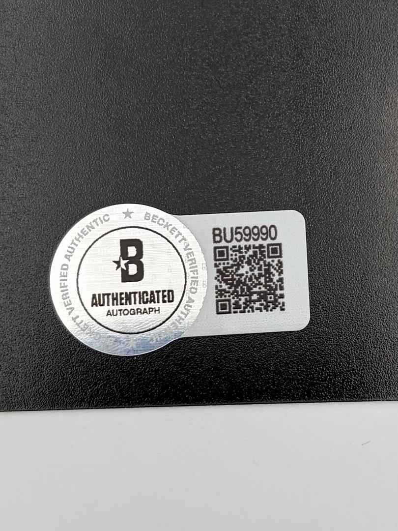 Gil Gerard and Erin Gray (Buck Rogers) signed 8x10 - Beckett COA