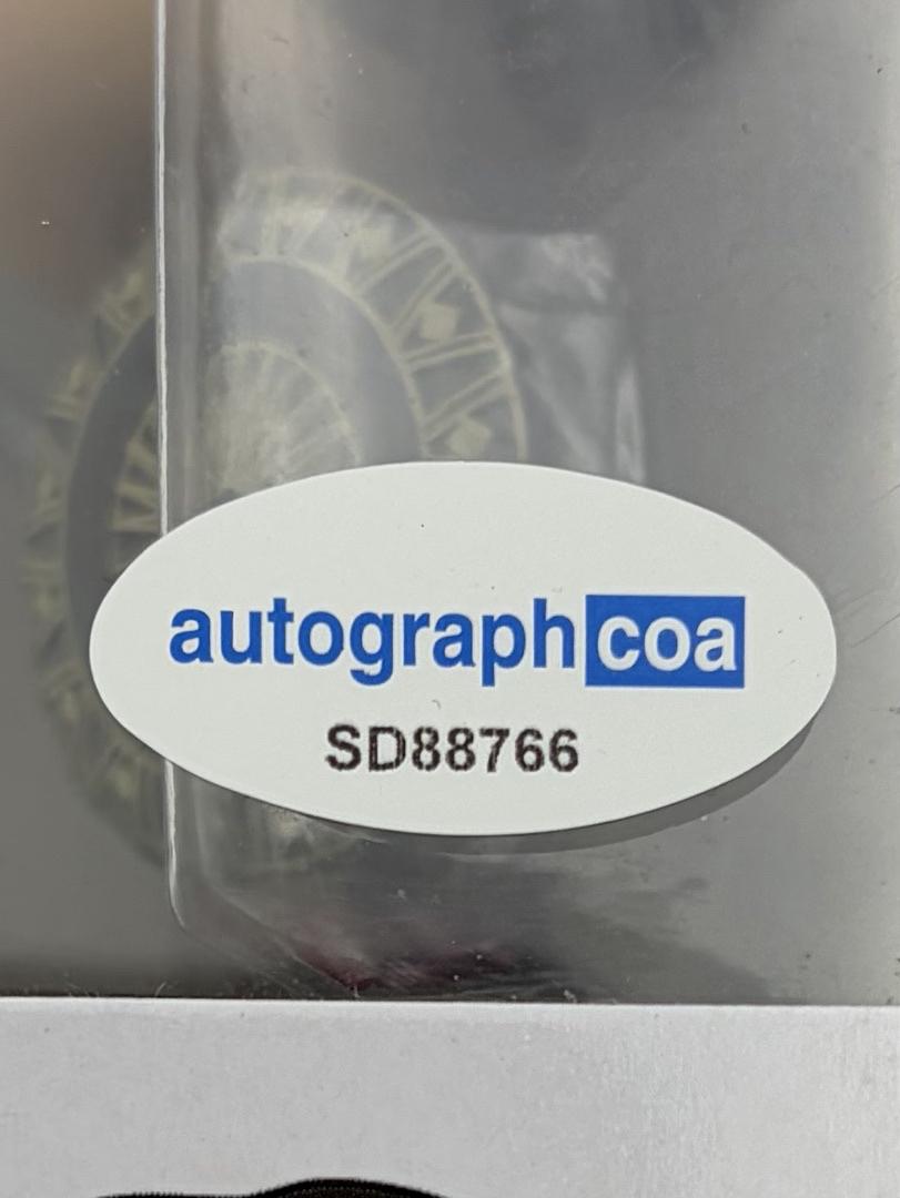 Gal Gadot Signed Funko Pop #172 (Wonder Woman) - ACOA