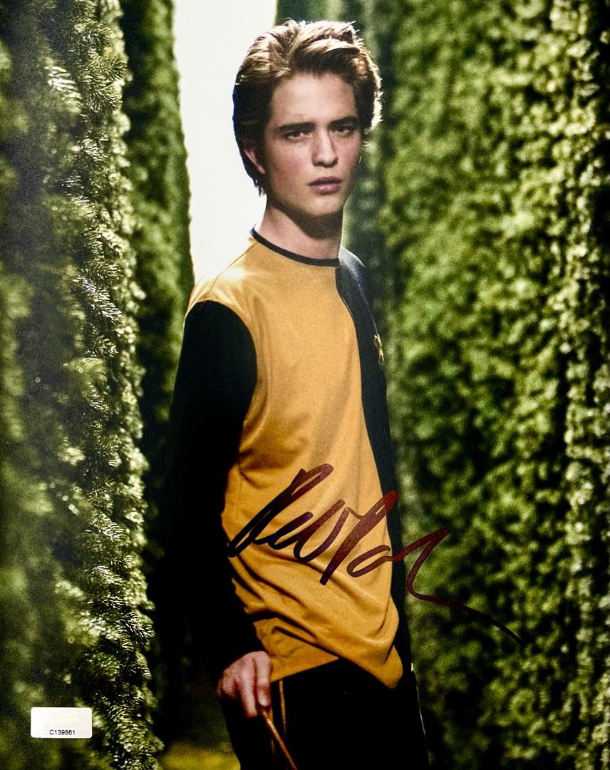 Robert Pattinson signed "Cedric Diggory" 8x10 (Harry Potter) - Celebrity Authentics COA