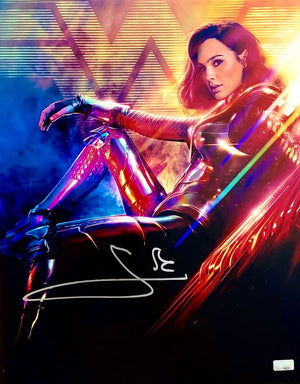 Gal Gadot sexy signed 11x14 Photo (Wonder Woman) - Celebrity Authentics