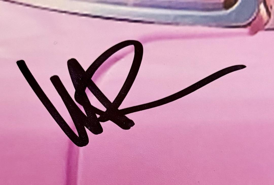 Margot Robbie signed 8x10 (Barbie) - Beckett COA