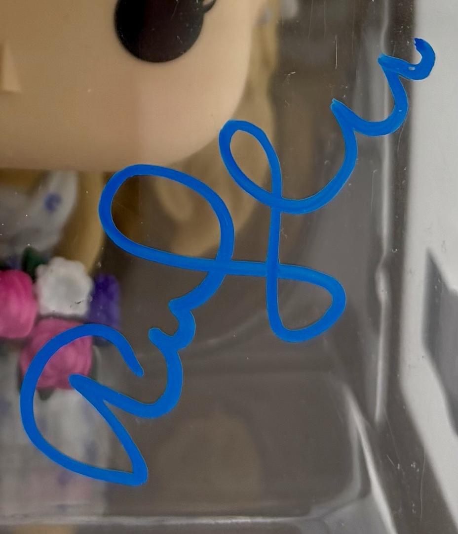 Amanda Seyfried signed Funko #1974 (Mama Mia) - Beckett COA