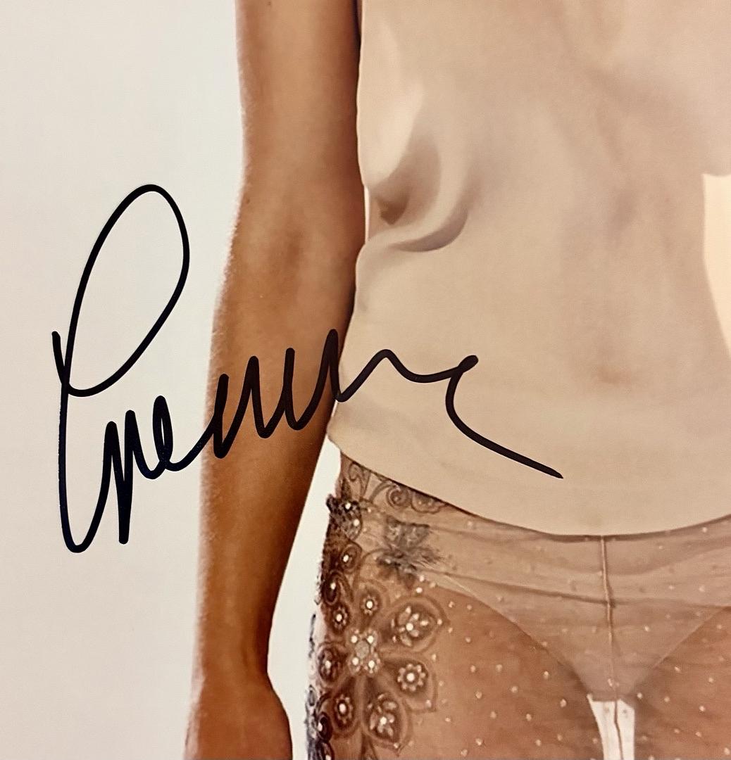 Gemma Arterton signed 8x10 (James Bond) - ACOA COA
