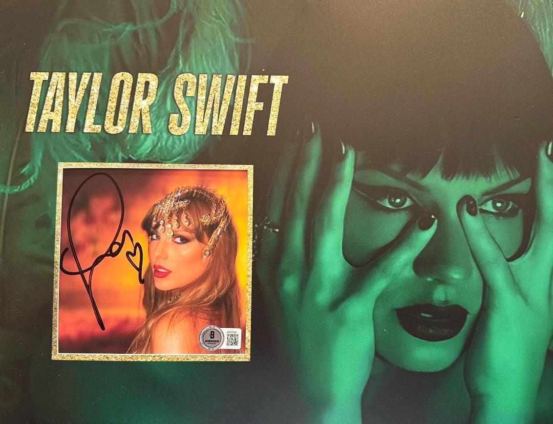 Taylor Swift matted, signed "Life of a Showgirl" CD Insert Photo 1 - Beckett COA