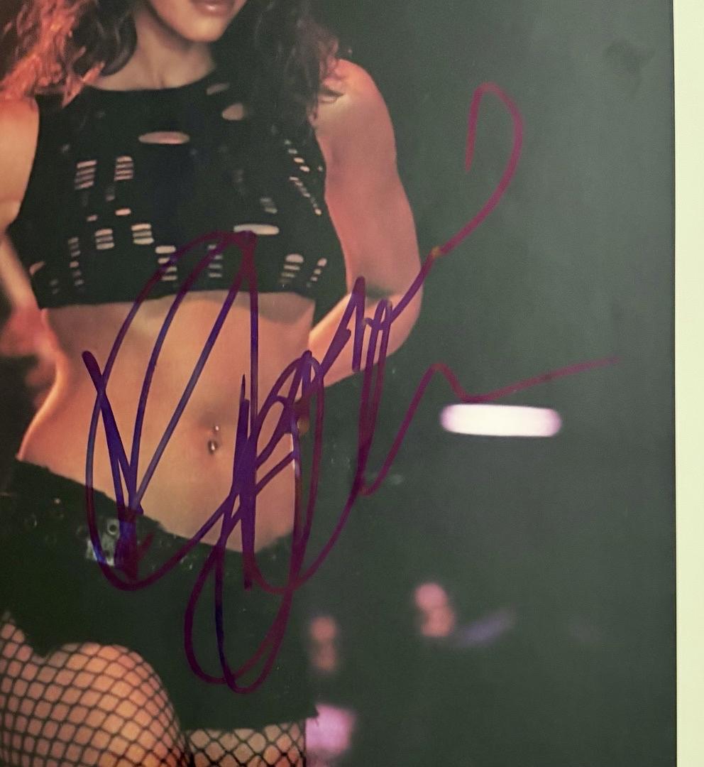 Jessica Alba sexy signed 8x10 (Honey) - SWAU COA
