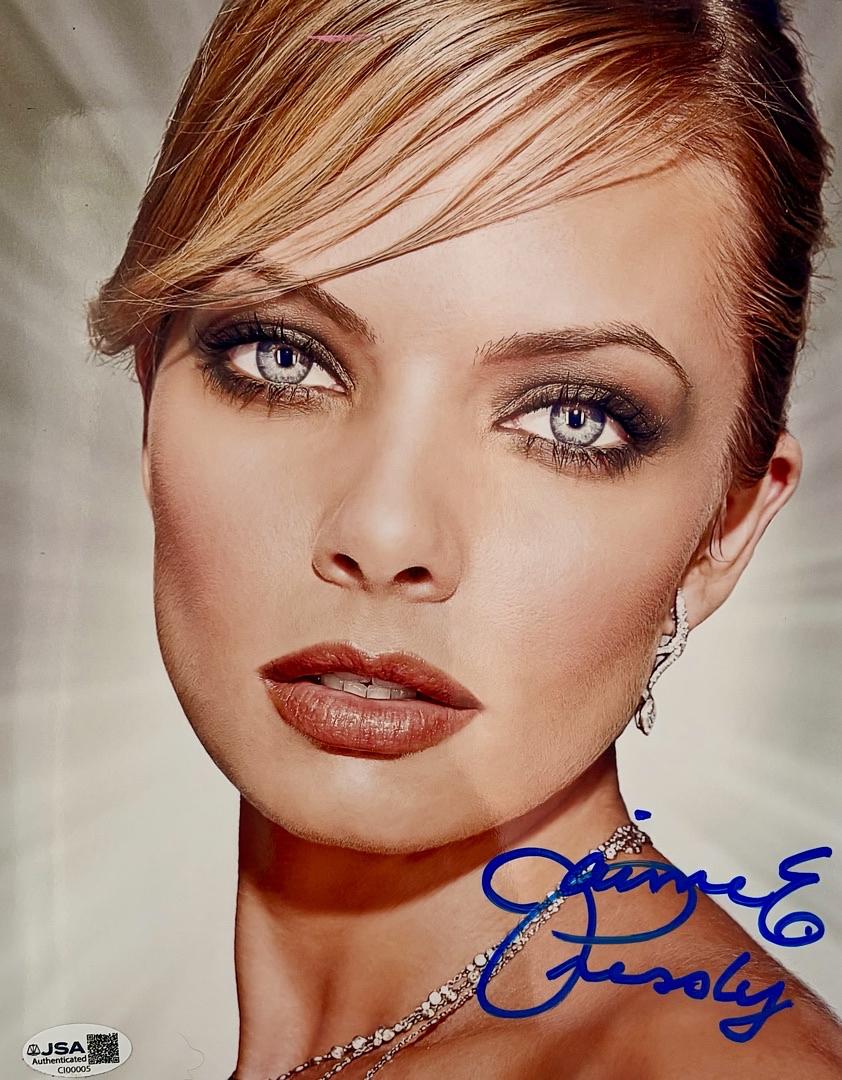 Jaime Pressly sexy signed 8x10 - JSA COA