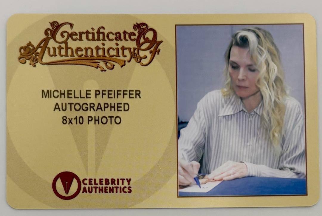 Michelle Pfeiffer signed "Ant Man & the Wasp" 8x10 - Celebrity Authentics COA