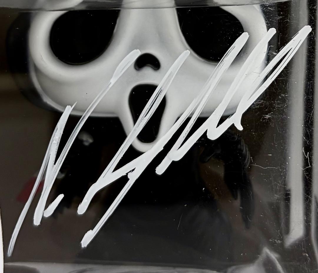 Neve Campbell signed "Ghost Face" Funko #1607 (Scream) - Beckett COA
