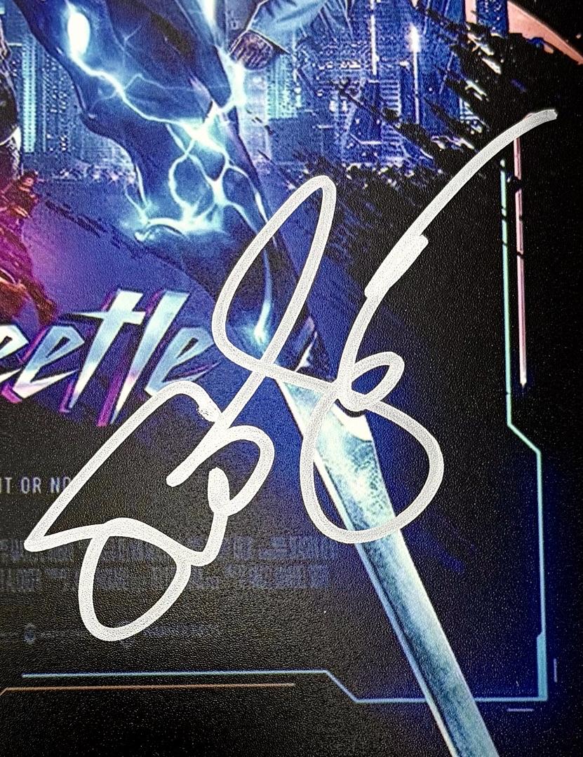 Susan Sarandon Signed 8x10 Photo (Blue Beetle) - Beckett COA