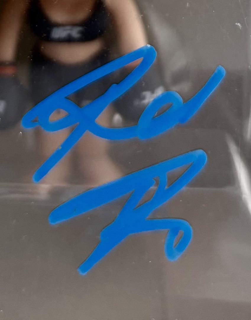 Ronda Rousey signed Funko #02 (UFC) - Beckett COA