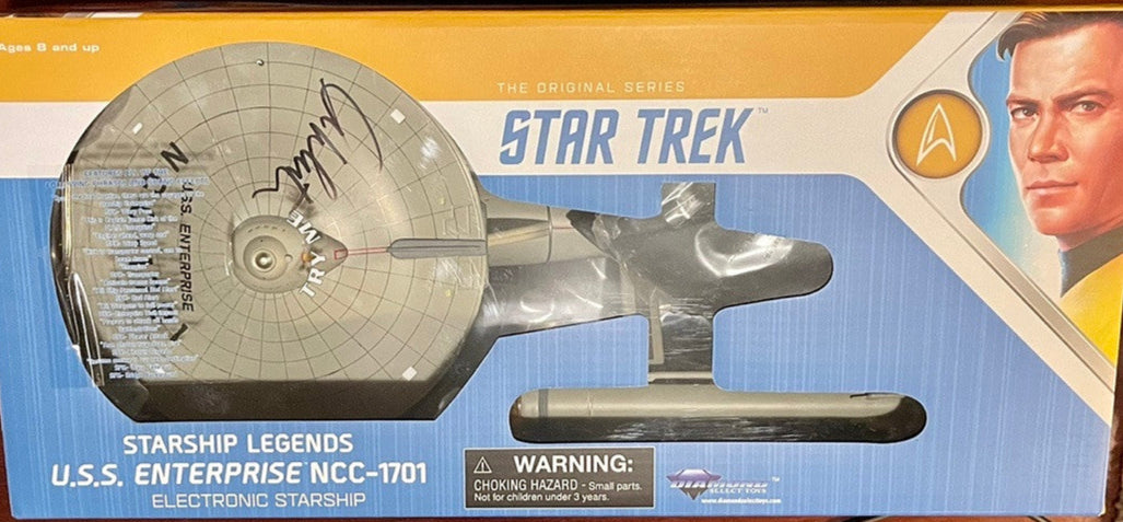 William Shatner signed U.S.S.Enterprise NCC-1701 Star Trek Ship - Beckett COA