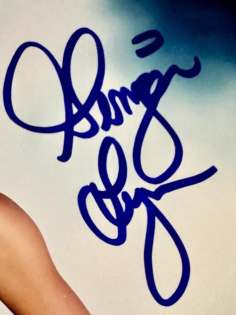 Ginger Lynne sexy 8x10 - Beckett COA
