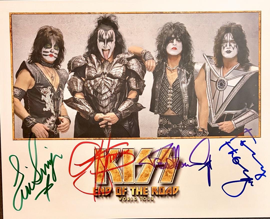 KISS End of the Road World Tour band signed 8x10 **RARE** - JSA COA